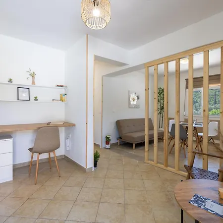 Appartement Askos *